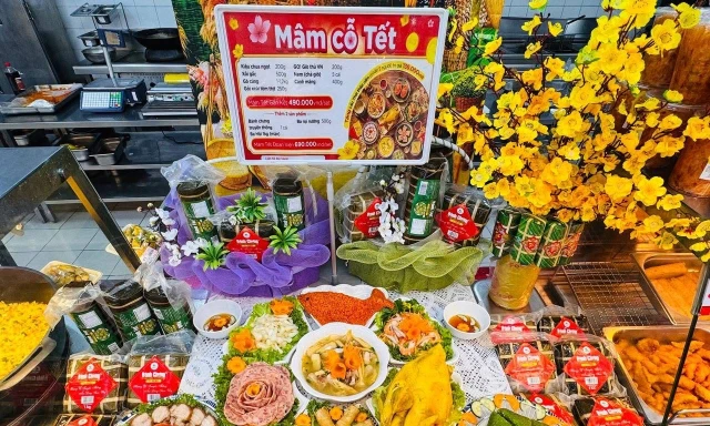 Mâm cỗ 'rảnh tay' là gì mà người Hà Nội thi nhau mua? 