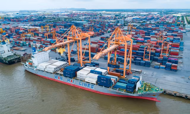 ADB: Kinh tế Việt Nam vững vàng trước thách thức toàn cầu