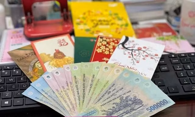 Nhận tiền thưởng Tết, có phải nộp thuế thu nhập cá nhân?
