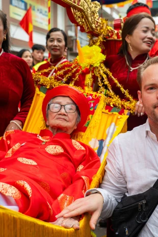 Lễ rước người sống ở Quảng Ninh