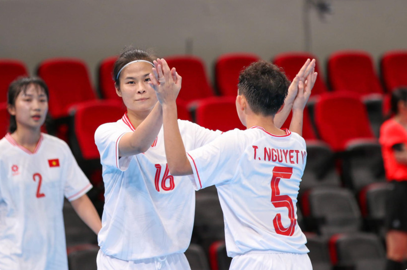 Vietnams damlag i futsal siktar på bästa resultat vid SEA Games 33 anh-chup-man-hinh-2025-12-09-luc-153036.png