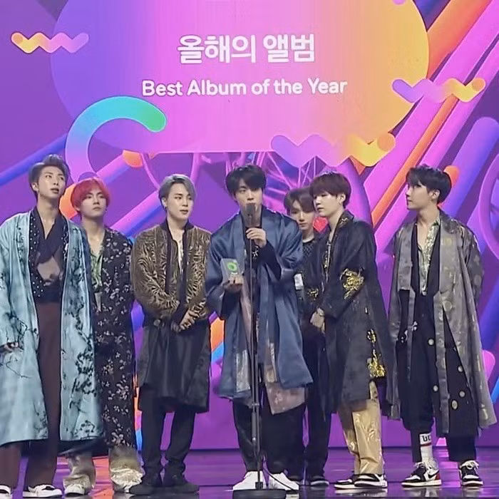 bts-15436902142201743374440-crop.jpg
