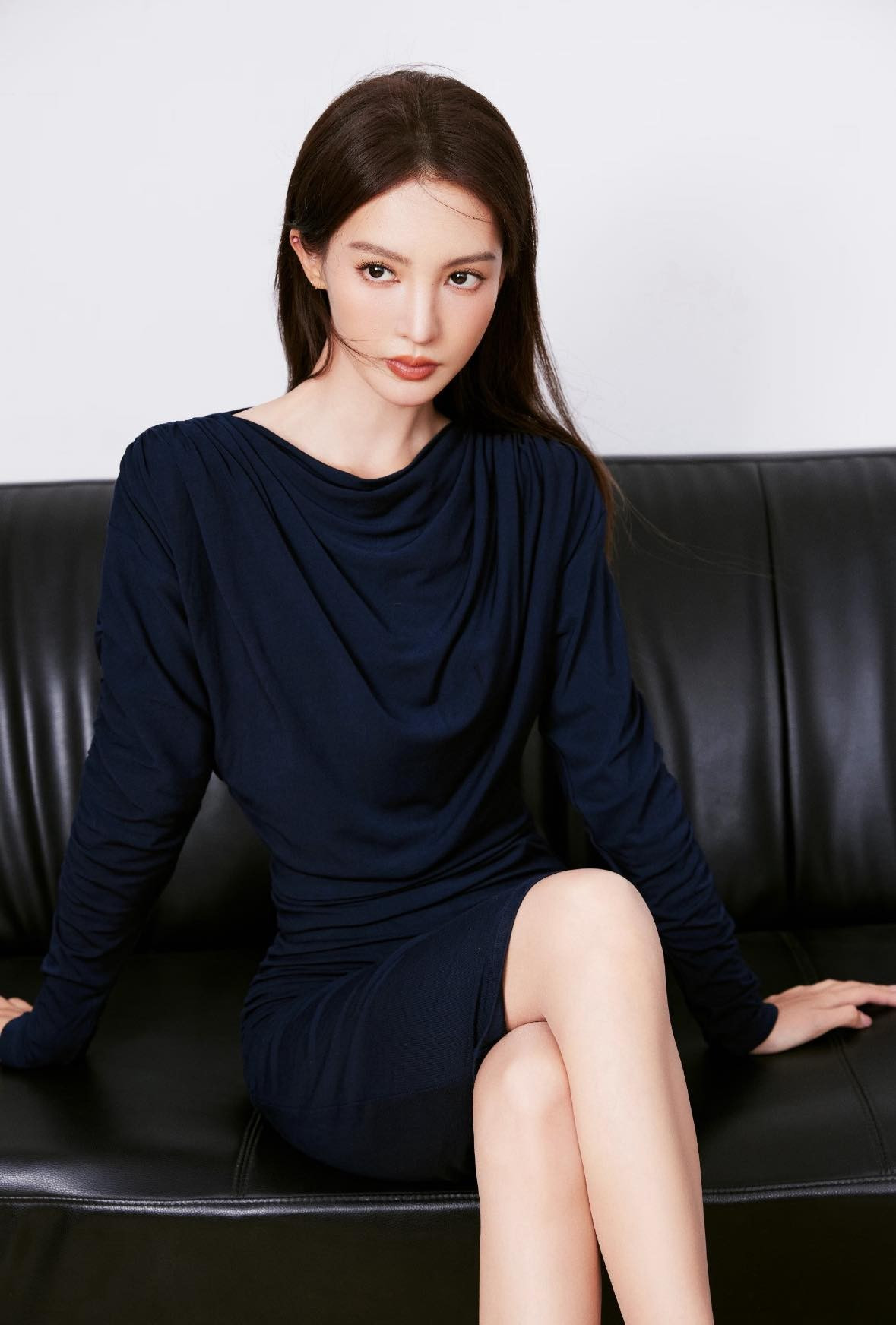 Diễn viên Kim Thần.