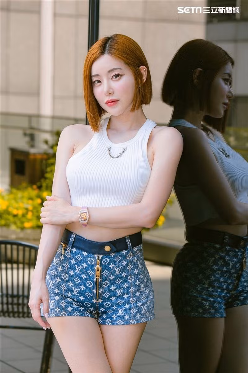 4345414-ph.jpg
