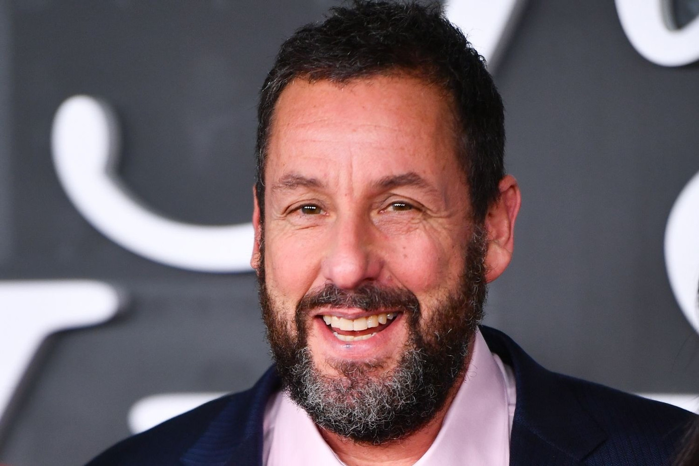 adam-sandler-1-111225-e8f6c48de5.jpg