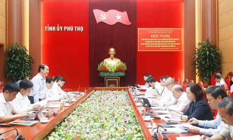 Đoàn kiểm tra, giám sát của Bộ Chính trị làm việc tại tỉnh Phú Thọ