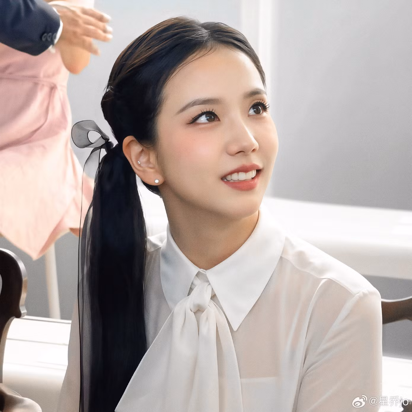 jisoo6.jpg