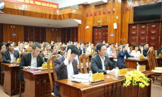 Bãi nhiệm một Hội thẩm TAND tỉnh Quảng Trị vi phạm pháp luật hình sự 