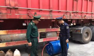 ‘Trăm phương, ngàn kế’ buôn lậu xăng dầu qua biên giới ở Quảng Trị 