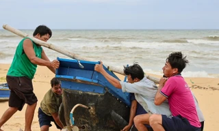 Quân dân Quảng Trị chạy đua với bão số 10 