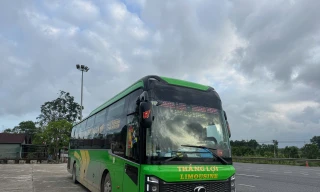 Phạt tài xế và chủ xe khách 25 chỗ chở 53 hành khách