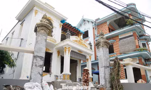 Cả làng dỡ nhà nhường đất cho sân bay Gia Bình