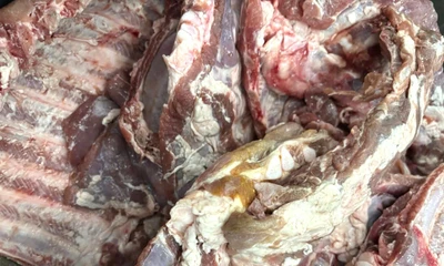 Thực hư thịt ‘bẩn’ tuồn vào một trường bán trú ở TPHCM