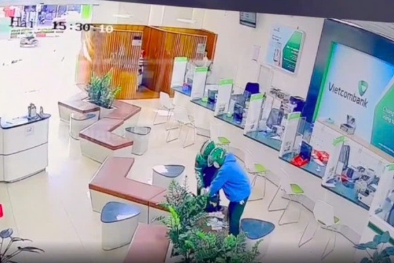 Kết luận điều tra vụ 2 đối tượng lên kịch bản dùng súng cướp ngân hàng ở Gia Lai