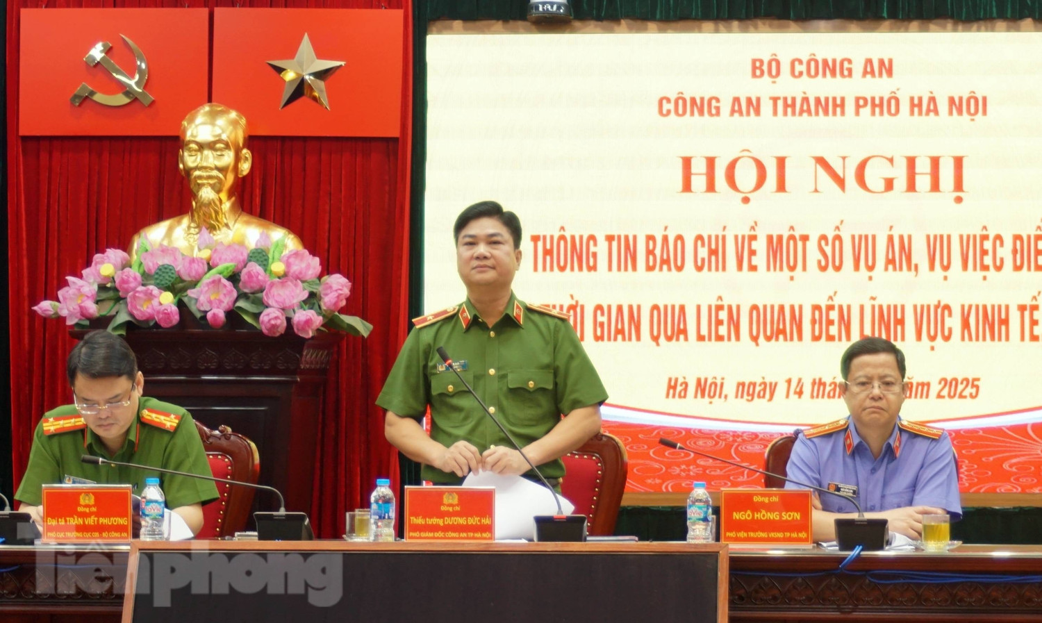Thiếu tướng Dương Đức Hải - Phó Giám đốc Công an TP Hà Nội phát biểu tại hội nghị.. Ngày 14/10, Công  ...