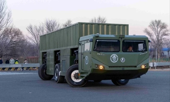 Trung Quốc chế tạo bệ phóng tên lửa đạn đạo liên lục địa kiểu mới