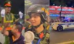 "Vòng ngoài" của khối diễu binh A80 gây sốt: "Mê thoại" từ xe cảnh sát giao thông