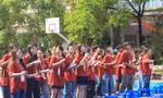 Học sinh Hà Nội tổ chức hội chợ hướng nghiệp giúp "hậu bối" gỡ rối tương lai