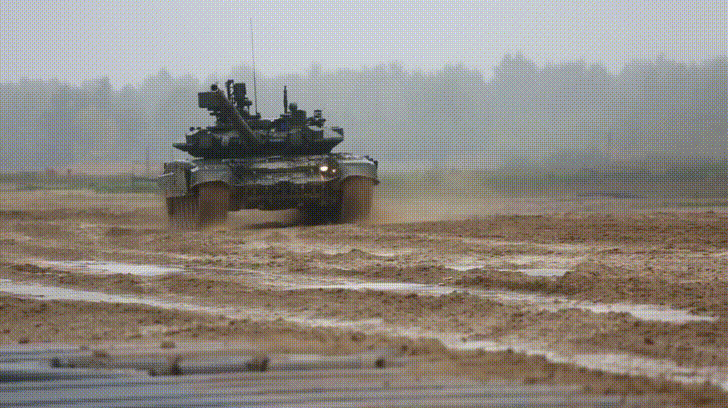 [VIDEO] Uy lực tăng T-90 trên chiến trường