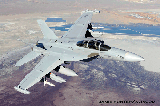 Mỹ thử thành công ‘Siêu ong Bắp cày’ phiên bản hải quân