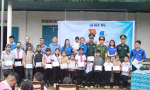 Nhiều hoạt động thiện nguyện được Đoàn xã Đắk Wil tổ chức.