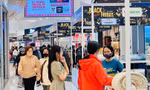 Black Friday: Người tiêu dùng thắt chặt chi tiêu, lựa chọn kỹ