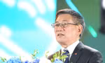 Sinh viên mang tinh thần 'tự hào Việt Nam' đến Ngày Thẻ Việt Nam 2025