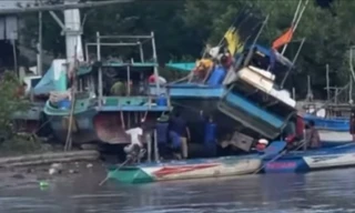 Thợ bị tàu cá đè tử vong