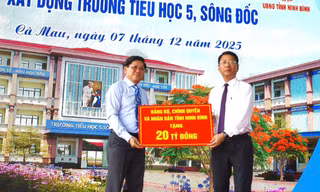 Từ nghĩa tình Ninh Bình - Cà Mau đến trường cho học sinh vùng đất mũi học 2 buổi/ngày