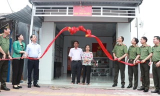 Bộ Công an hỗ trợ xây 500 căn nhà cho hộ khó khăn tại Cà Mau