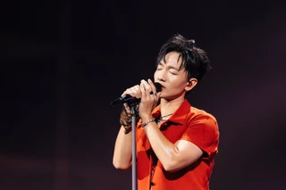 Giai điệu của "bạn trai quốc dân" Hoàng Dũng: Khi sự chân thành lên ngôi