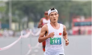 Hoàng Nguyên Thanh là nam VĐV marathon duy nhất dự SEA Games 33.