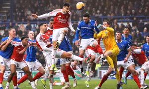 Martinelli lập hat-trick, Arsenal ngược dòng hủy diệt Portsmouth tại Cup FA 