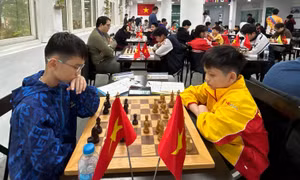 Nhà vô địch SEA Games 33 Bành Gia Huy so tài cùng Đại kiện tướng quốc tế tại Hà Nội