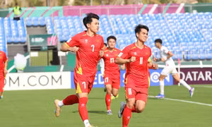 U23 Việt Nam 'hóa Arsenal', gây sốt châu Á