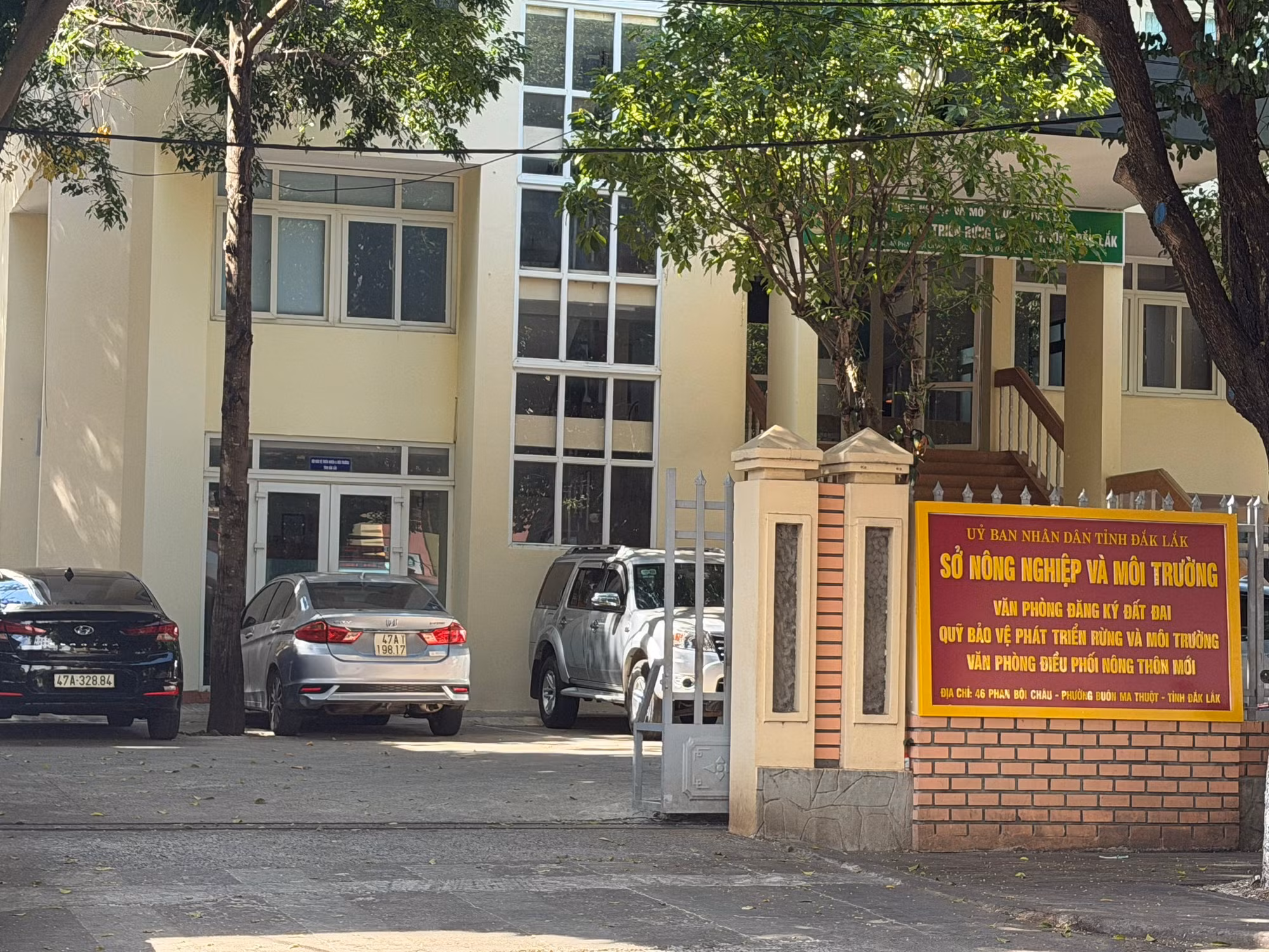 Hé lộ lý do Văn phòng Đăng ký đất đai tuyển mới loạt nhân sự