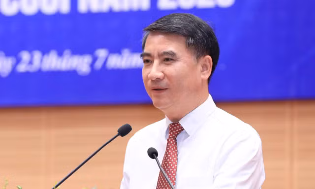 Lãnh đạo Hà Nội: 'Nộp thuế chậm thì các anh phạt, thuế chậm hoàn thì chẳng ai phạt'