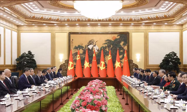 Tổng Bí thư, Chủ tịch nước Việt Nam và Trung Quốc trao đổi nhiều vấn đề quan trọng 