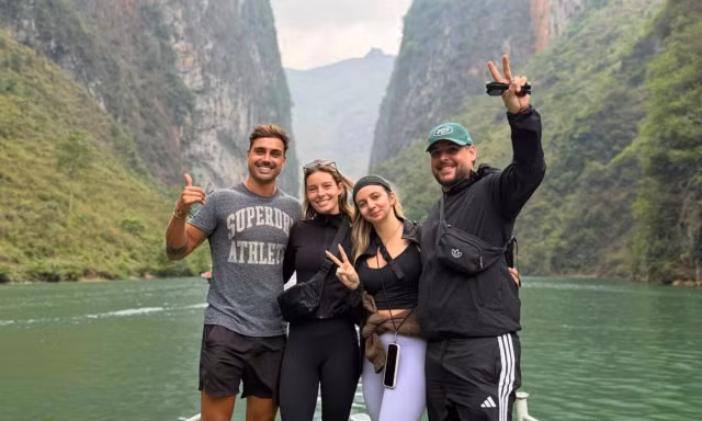 Khách quốc tế du lịch Việt Nam tăng kỷ lục: Vui thôi, đừng vui quá? 