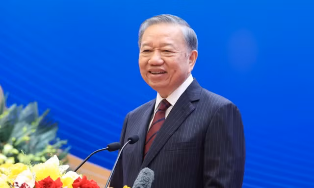 Tổng Bí thư, Chủ tịch nước: Không để đất nước rơi vào thế bị động, bất ngờ