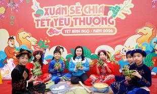 Mang Xuân sẻ chia - Tết yêu thương đến với thiếu nhi vùng cao Tuyên Quang