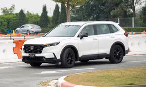 Thêm xe hybrid được giảm giá tại Việt Nam