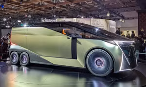 Khám phá mẫu xe 6 bánh độc đáo của Lexus