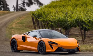 Siêu xe hybrid được giảm giá tại Việt Nam nhờ ưu đãi thuế mới