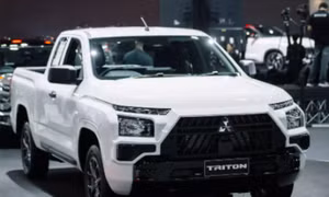 Cận cảnh Mitsubishi Triton phiên bản thiết kế lạ