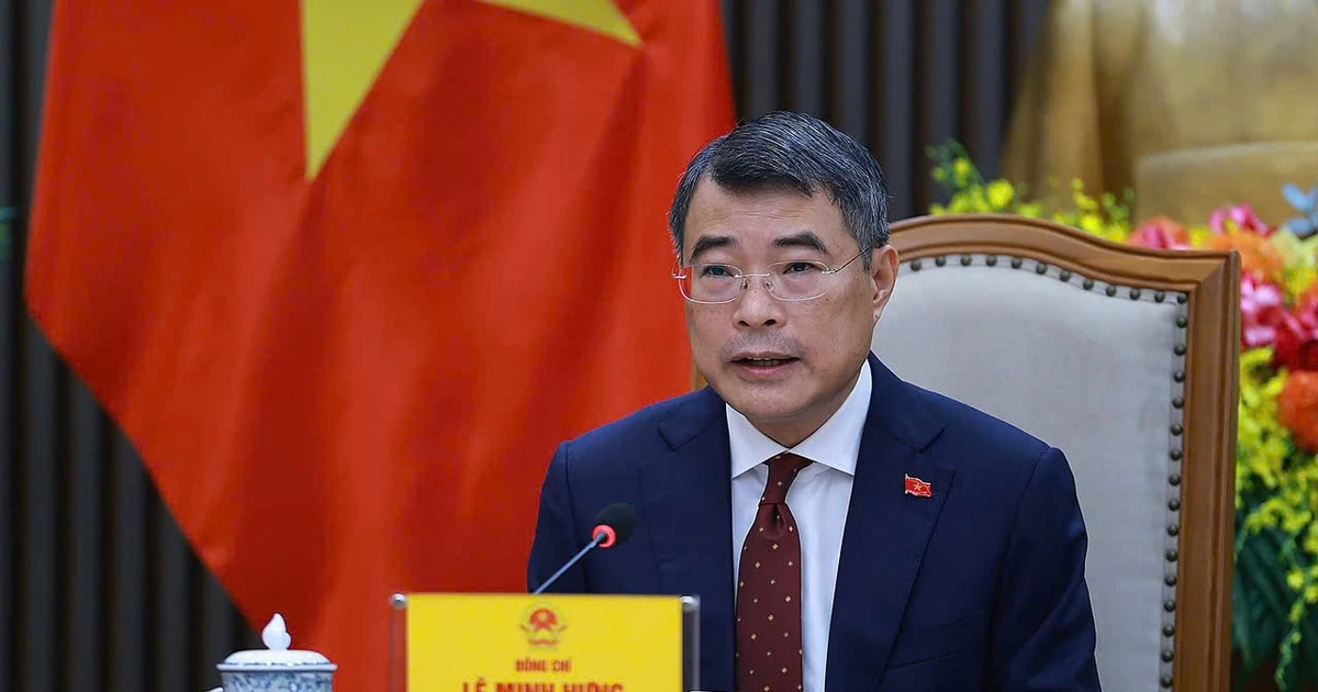 Thủ tướng Lê Minh Hưng điện đàm với Thủ tướng Trung Quốc