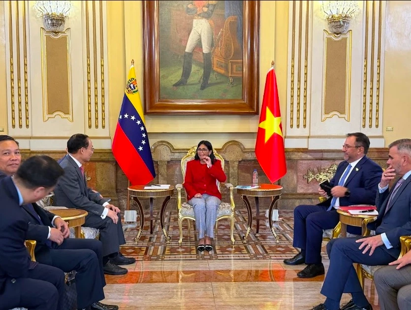 Việt Nam và Venezuela nhất trí tăng cường hợp tác dầu khí – năng lượng