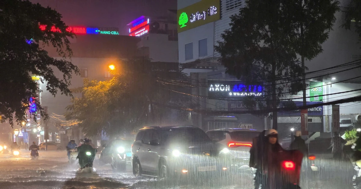 Đoạn quốc lộ ở Cần Thơ có dự án nâng cấp dư hơn 3.000 tỷ đồng lại chìm sau trận mưa lớn