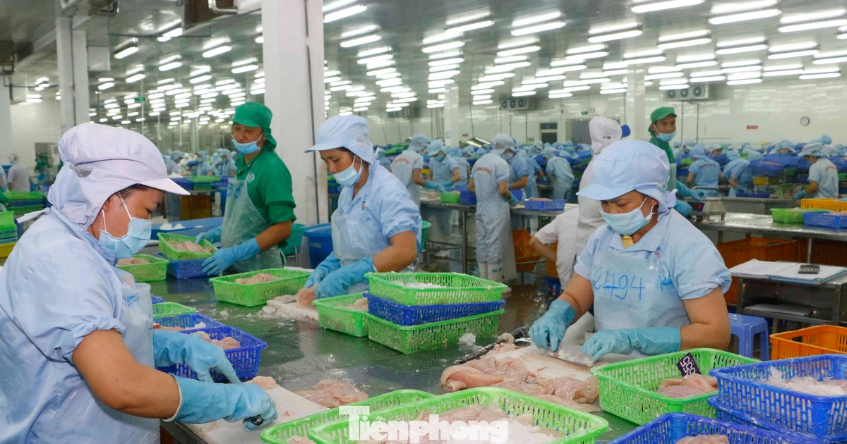Doanh nghiệp đối mặt loạt thách thức 'sống còn