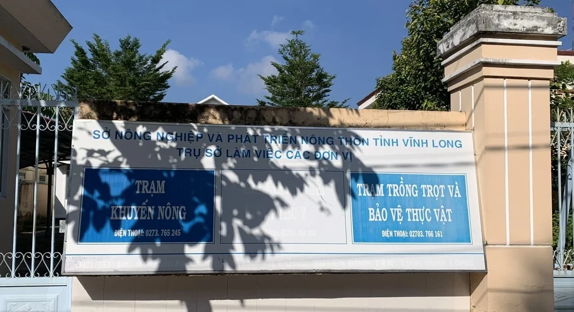 Vì sao loạt cán bộ khuyến nông điều về cấp xã bị treo lương